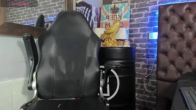 THIAGOXBIG online show from November 2025 04:35:02 AM