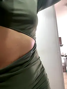 Snapshot of Nikothyna chatting on October 2025 03:09:02 PM Nikothyna online show from October 2025 03:09:02 PM