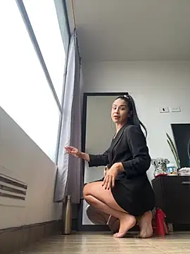 Snapshot of Nikothyna chatting on November 2025 05:50:01 PM Nikothyna online show from November 2025 05:50:01 PM