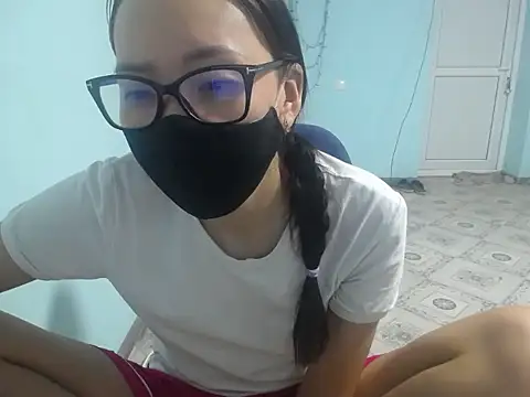 Snapshot of elllaaxx chatting on July 2026 03:52:02 PM elllaaxx online show from July 2026 03:52:02 PM