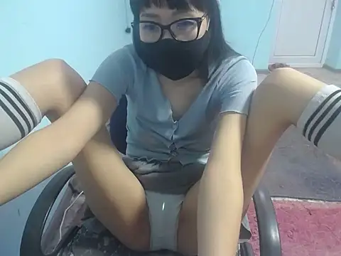 elllaaxx online show from April 2026 04:18:01 AM