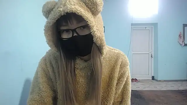 elllaaxx online show from March 2025 04:25:01 AM