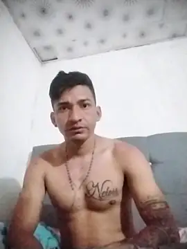 Snapshot of Yesiell chatting on November 2025 03:27:02 PM Yesiell online show from November 2025 03:27:02 PM