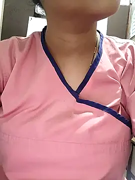 Snapshot of sexyindi_couple chatting on February 2025 02:38:01 AM sexyindi couple online show from February 2025 02:38:01 AM