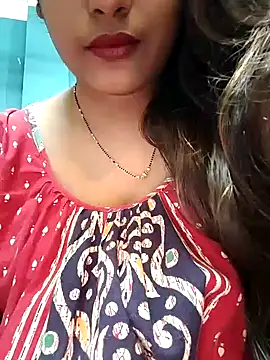 Snapshot of sexyindi_couple chatting on January 2025 05:26:02 PM sexyindi couple online show from January 2025 05:26:02 PM