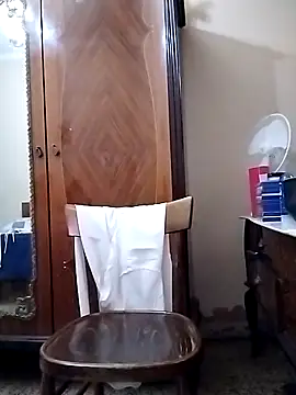 Lucia8600 online show from April 2026 08:04:01 PM