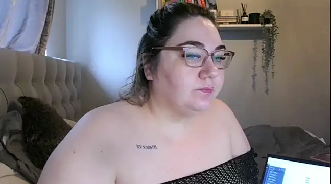 Snapshot of TheMillieMaeX chatting on December 2024 11:36:02 AM TheMillieMaeX online show from December 2024 11:36:02 AM