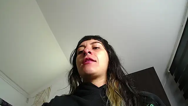 Naughty Kittenm online show from December 2025 10:53:02 AM