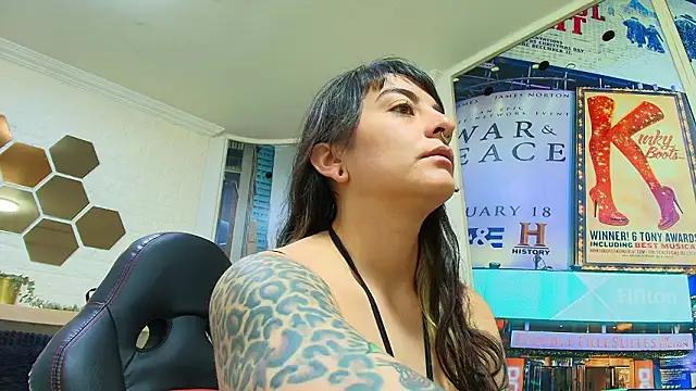 Naughty Kittenm online show from March 2026 11:03:01 AM