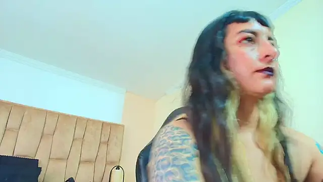 Naughty Kittenm online show from December 2025 05:34:02 PM