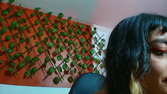 Naughty Kittenm online show from April 2026 11:36:01 AM