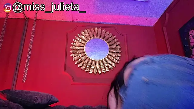 Snapshot of Julieta_Russell chatting on July 2026 11:54:01 AM Julieta Russell online show from July 2026 11:54:01 AM