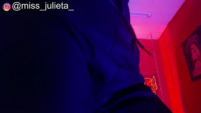 Snapshot of Julieta_Russell chatting on July 2026 12:23:01 PM Julieta Russell online show from July 2026 12:23:01 PM