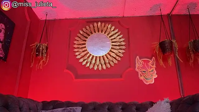 Snapshot of Julieta_Russell chatting on June 2026 11:44:01 AM Julieta Russell online show from June 2026 11:44:01 AM