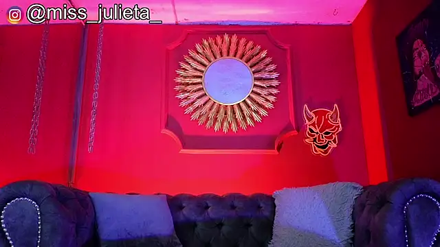 Snapshot of Julieta_Russell chatting on July 2026 11:53:01 AM Julieta Russell online show from July 2026 11:53:01 AM