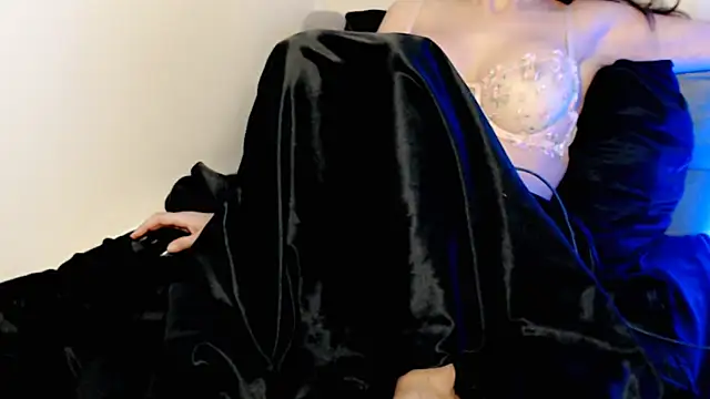 hotmask online show from April 2026 07:42:01 PM