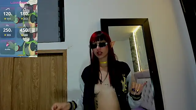 laurem-paulette online show from November 2025 12:39:02 PM