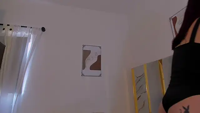 laurem-paulette online show from February 2026 01:20:01 PM