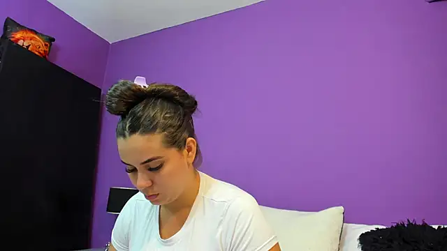 MadisonJenner online show from February 2026 11:23:02 AM