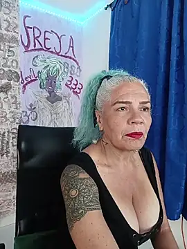 freyadevil333 online show from April 2026 03:09:01 AM