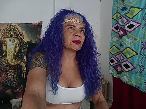 freyadevil333 online show from November 2025 05:17:02 PM