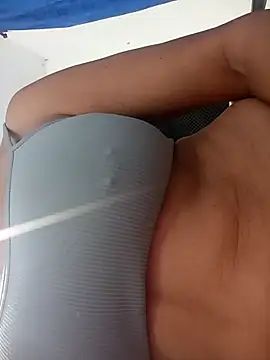 freyadevil333 online show from December 2025 03:29:02 AM