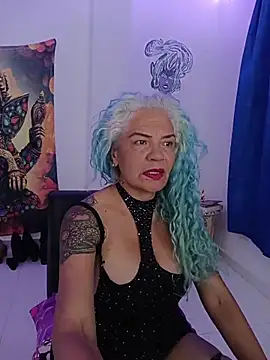 freyadevil333 online show from February 2026 03:38:02 AM