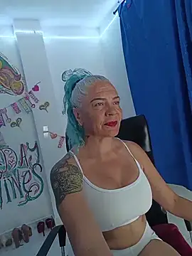 freyadevil333 online show from February 2026 12:52:01 AM