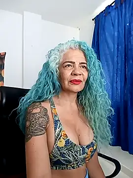 freyadevil333 online show from December 2025 02:38:02 PM