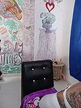 freyadevil333 online show from February 2026 03:55:01 PM