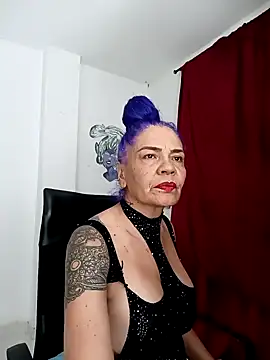 freyadevil333 online show from September 2025 10:39:01 PM