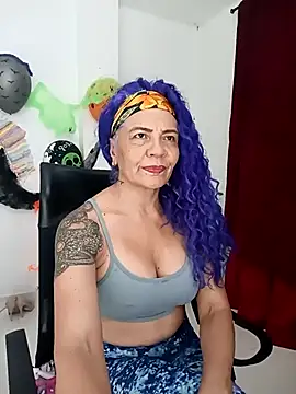 freyadevil333 online show from October 2025 12:57:02 AM