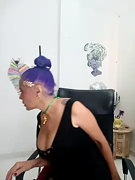 freyadevil333 online show from October 2025 01:34:01 PM