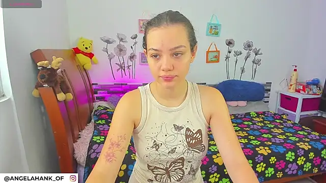 Angela hank2 online show from April 2026 01:25:02 PM