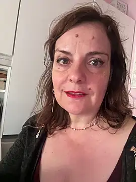 Sunbelxx online show from May 2026 07:38:02 AM
