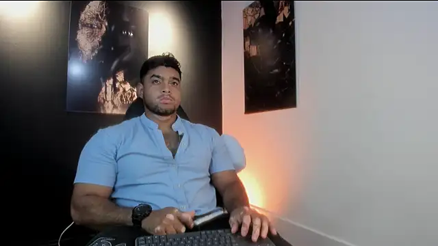 Big furry bear13 online show from October 2025 04:44:01 AM