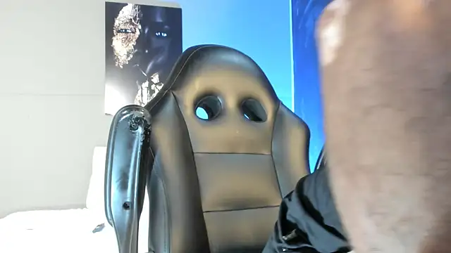 Big furry bear13 online show from March 2026 07:15:01 AM