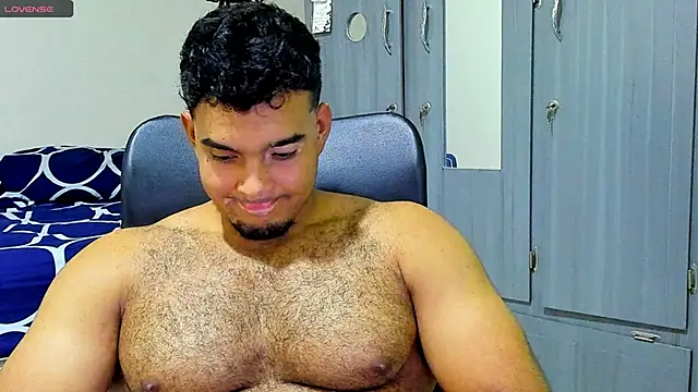 Big furry bear13 online show from February 2025 06:14:02 AM