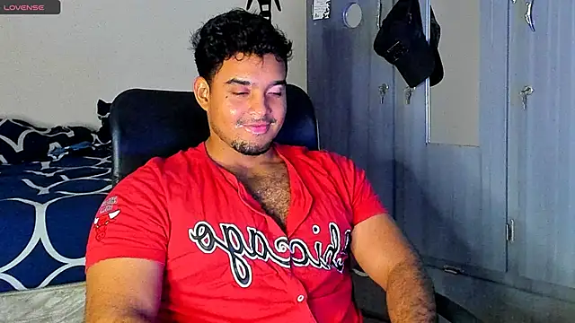 Big furry bear13 online show from March 2025 05:35:02 AM