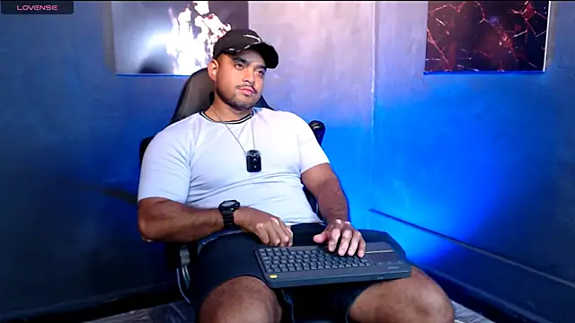 Big furry bear13 online show from October 2025 06:26:02 AM