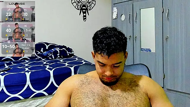 Big furry bear13 online show from February 2025 04:43:01 AM