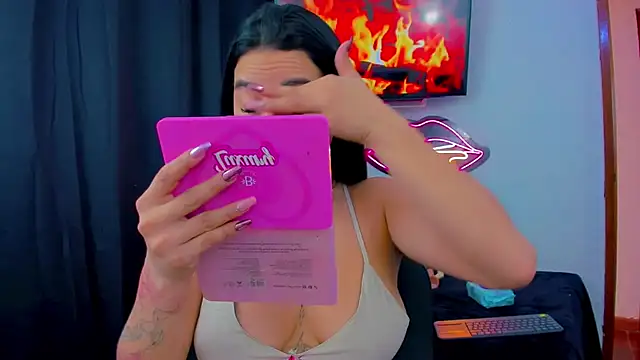 sunshine uwu22 online show from March 2026 07:43:02 PM