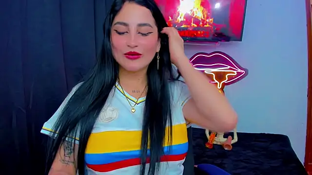 sunshine uwu22 online show from April 2026 05:40:01 PM