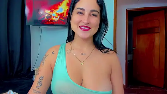 sunshine uwu22 online show from December 2025 07:30:01 PM