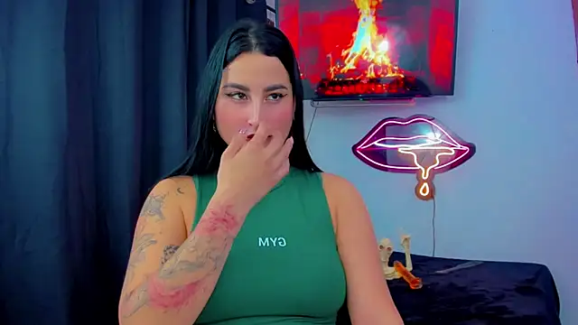 sunshine uwu22 online show from February 2026 06:41:01 PM