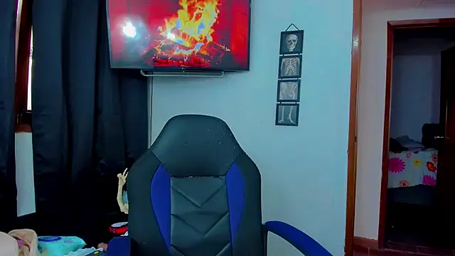 sunshine uwu22 online show from November 2025 07:28:01 PM