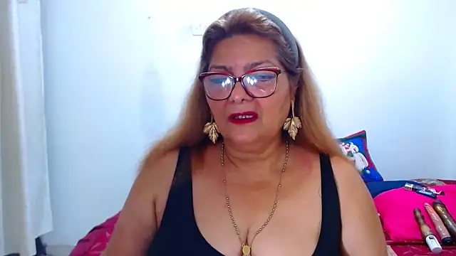 Snapshot of maturehot649 chatting on December 2025 03:19:02 AM maturehot649 online show from December 2025 03:19:02 AM