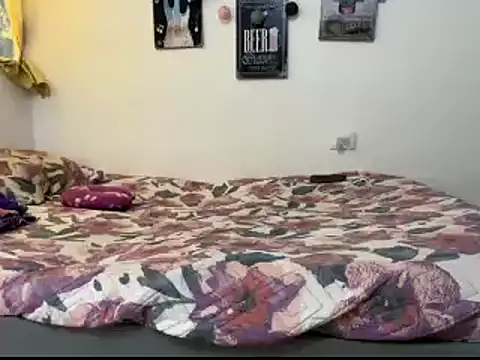 Annie Catt  online show from January 2025 08:03:02 PM