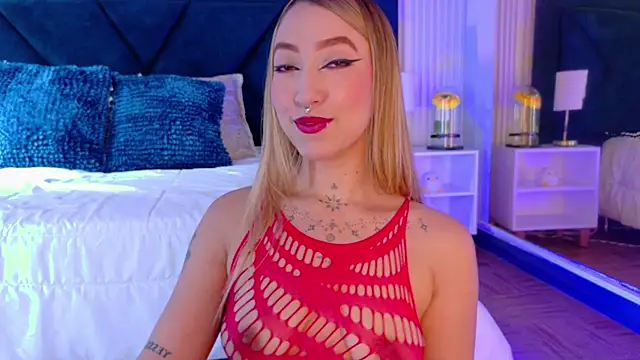 MollyCruz online show from May 2026 12:31:01 PM