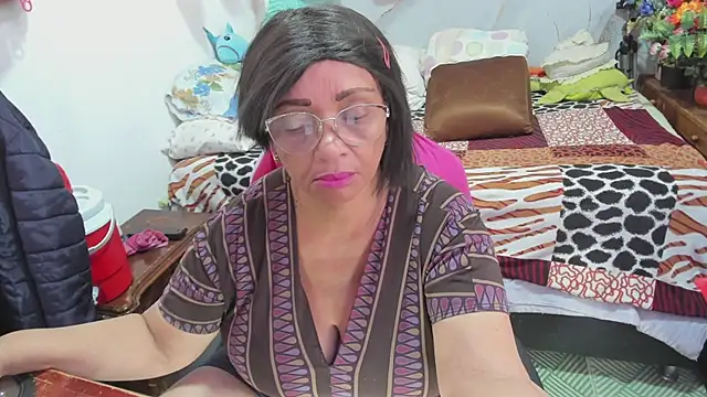 Snapshot of Mrs_mommy_ chatting on February 2026 07:25:01 PM Mrs mommy online show from February 2026 07:25:01 PM